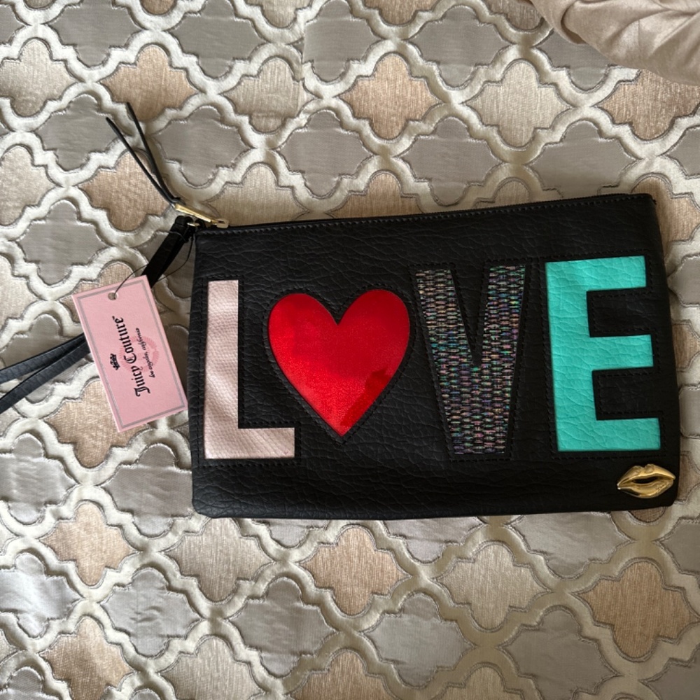 Wristlet - Picture 2 of 3